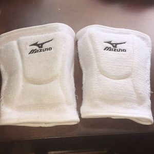 Volleyball knee pads